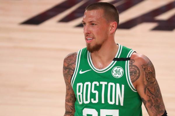 NBA進(jìn)球數(shù)少于4的季后賽:哈登35場 詹杜庫合計(jì)10場