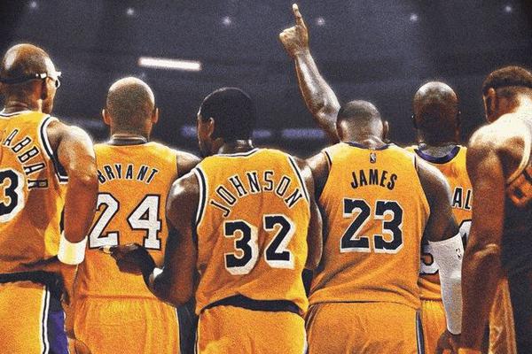 「黑閃電」哈登 9 見過嗎？亮相 NBA 賽場！